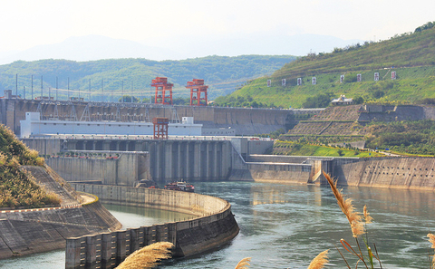 China’s shift from coal to hydro comes at a heavy price