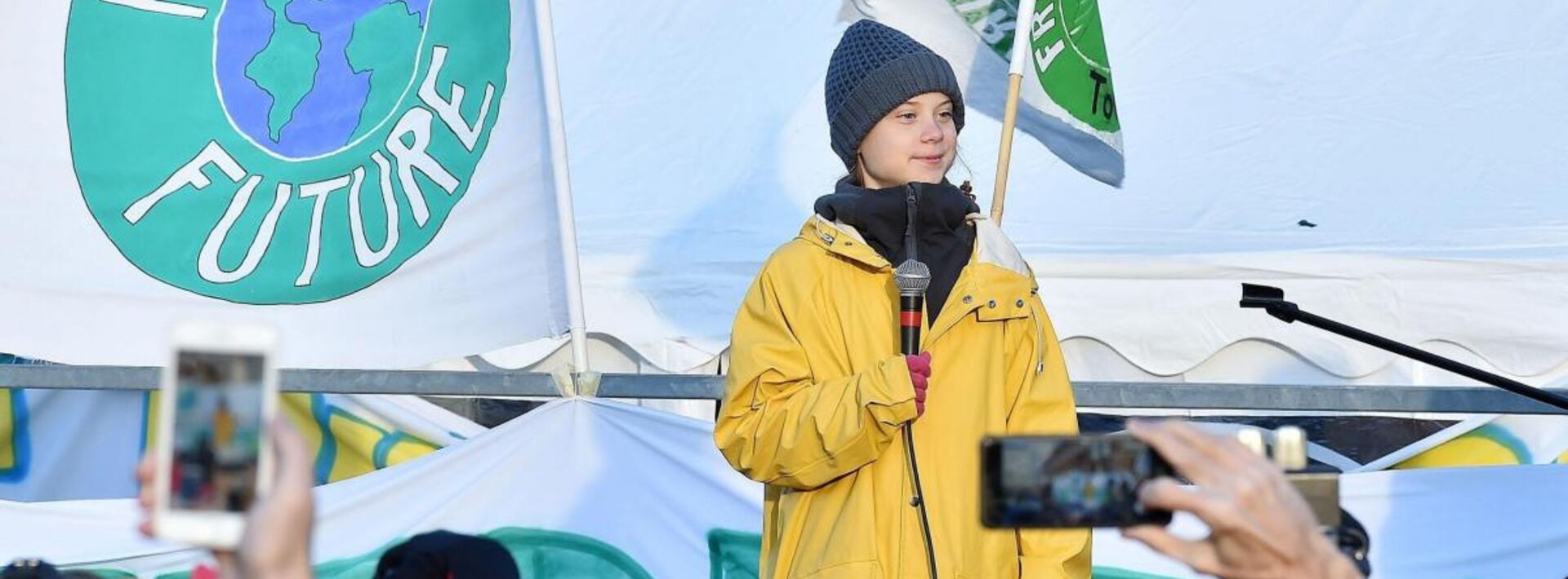 Greta Thunberg llegando a Portugal después de varios días navegando el Atlántico