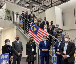 Photo of Malaysian delegation