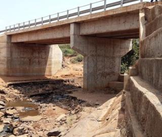 A bridge over a dry river in Mount Kenya